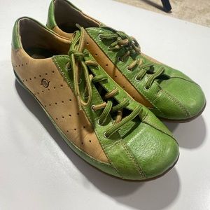 Born Green & Tan Leather Hawkeye Women’s Lace Up Oxford Shoes Size 10